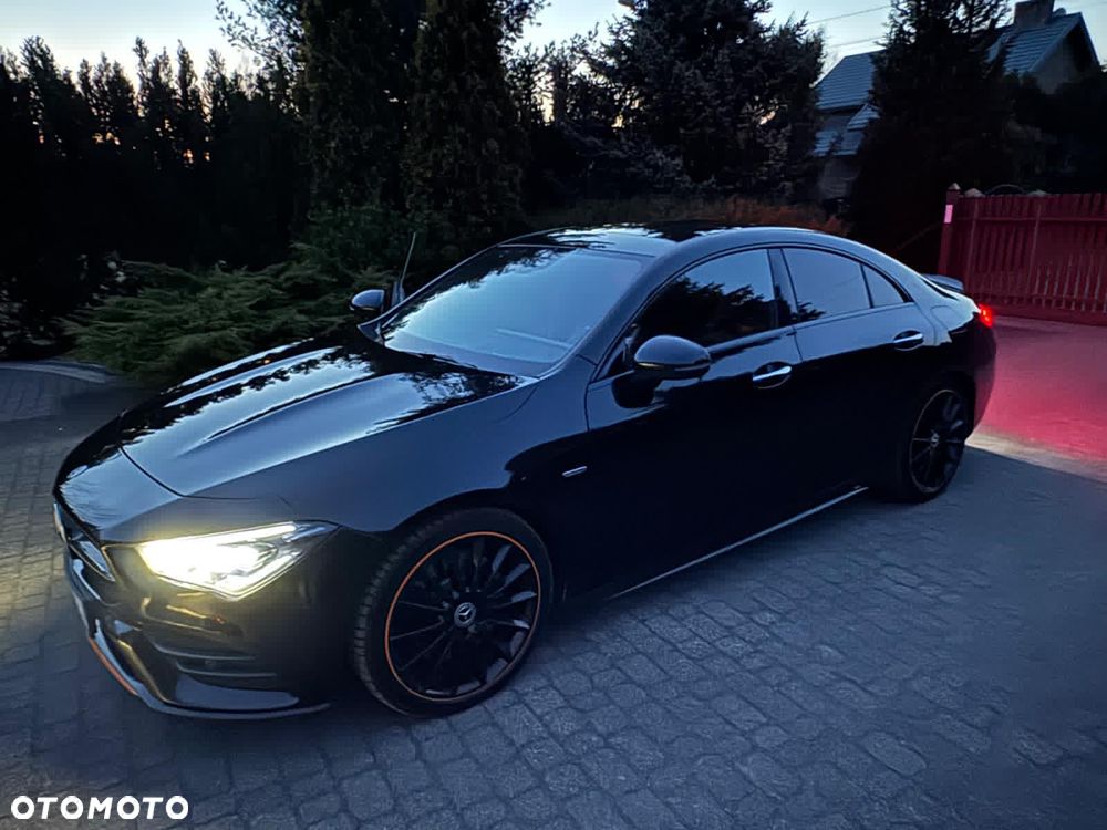 Mercedes-Benz CLA 250 4-Matic Edition 1 7G-DCT - 3