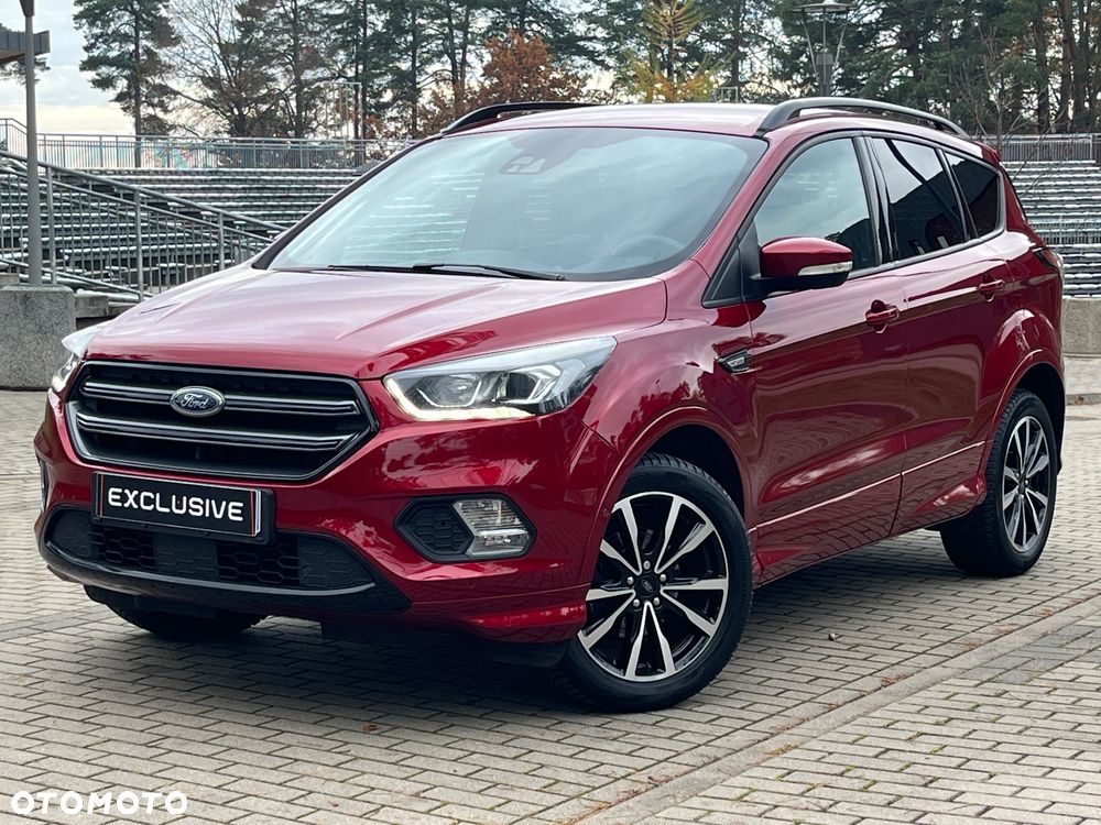 Ford Kuga 1.5 EcoBoost 2x4 ST-Line - 4