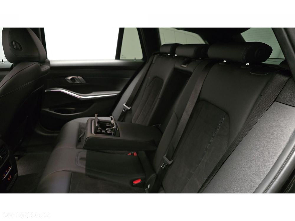 BMW Seria 3 - 23