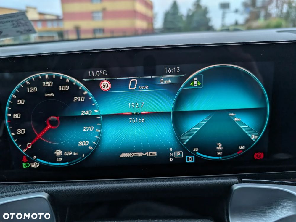 Mercedes-Benz GLB - 19