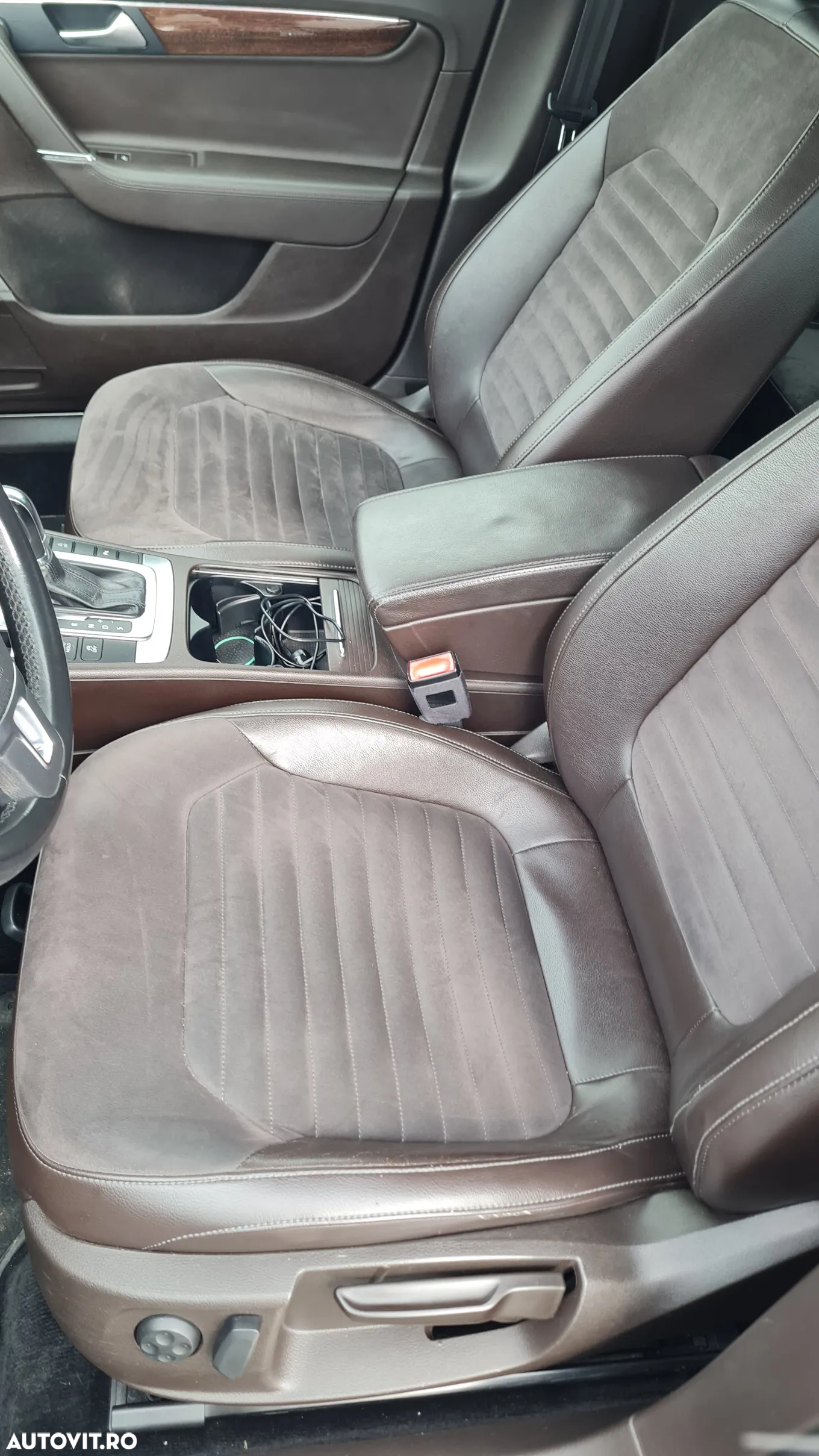 Volkswagen Passat Variant 2.0 TDI 4Motion DSG BlueMotion Tech Comfortline - 5