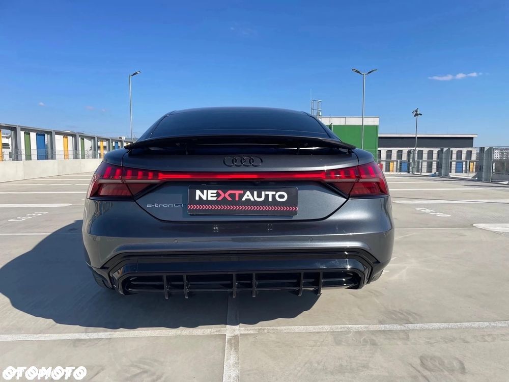 Audi e-tron GT 60 93kWh Quattro - 10