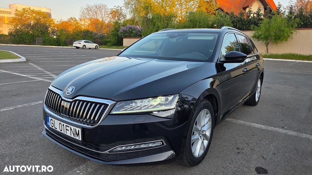 Skoda Superb 2.0 TDI DSG Style - 1