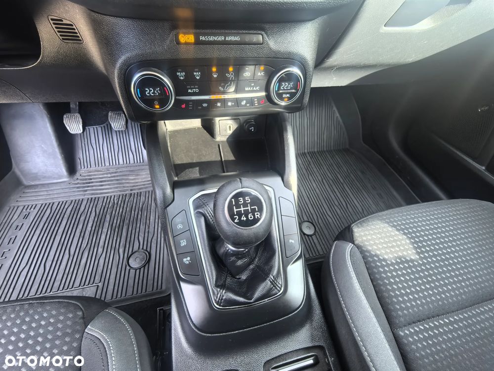 Ford Focus 1.0 EcoBoost STart-Stopp-System TITANIUM - 27