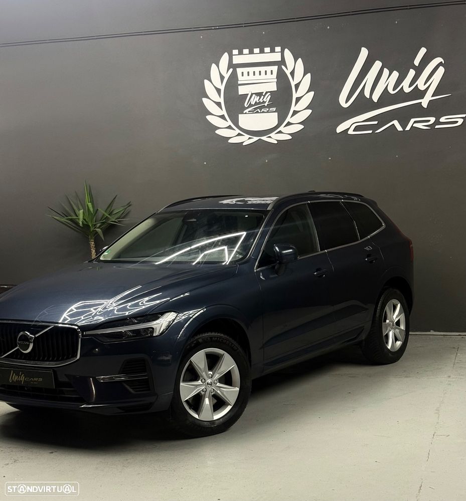 Volvo XC 60 B4 D AWD Plus Dark - 4