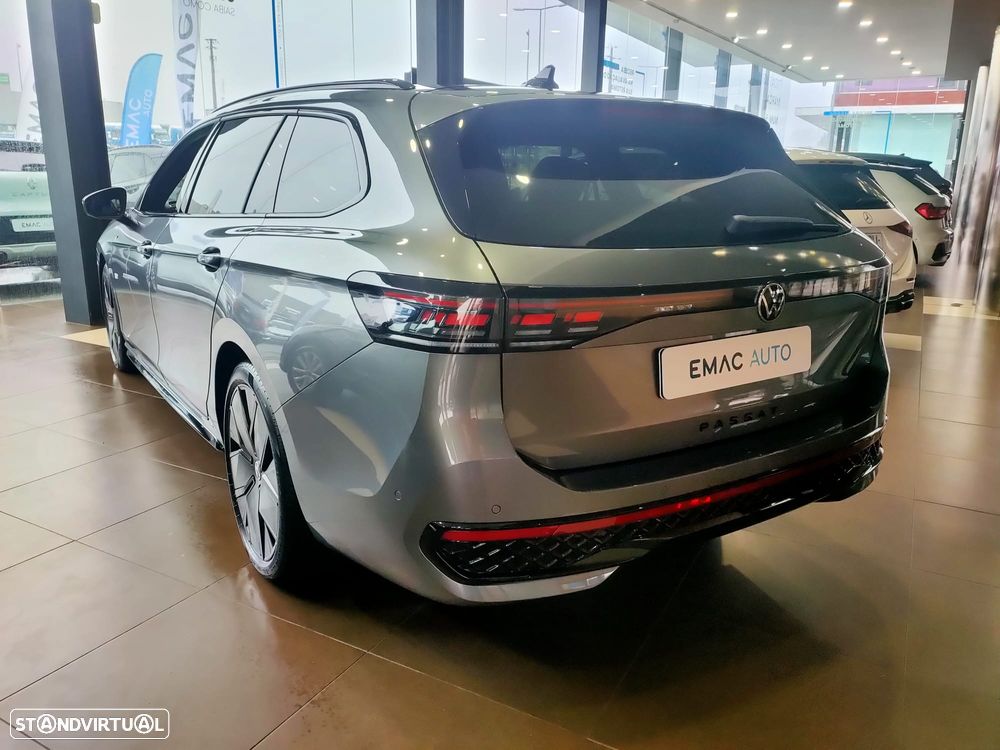 VW Passat Variant 2.0 TDI R-Line DSG - 5