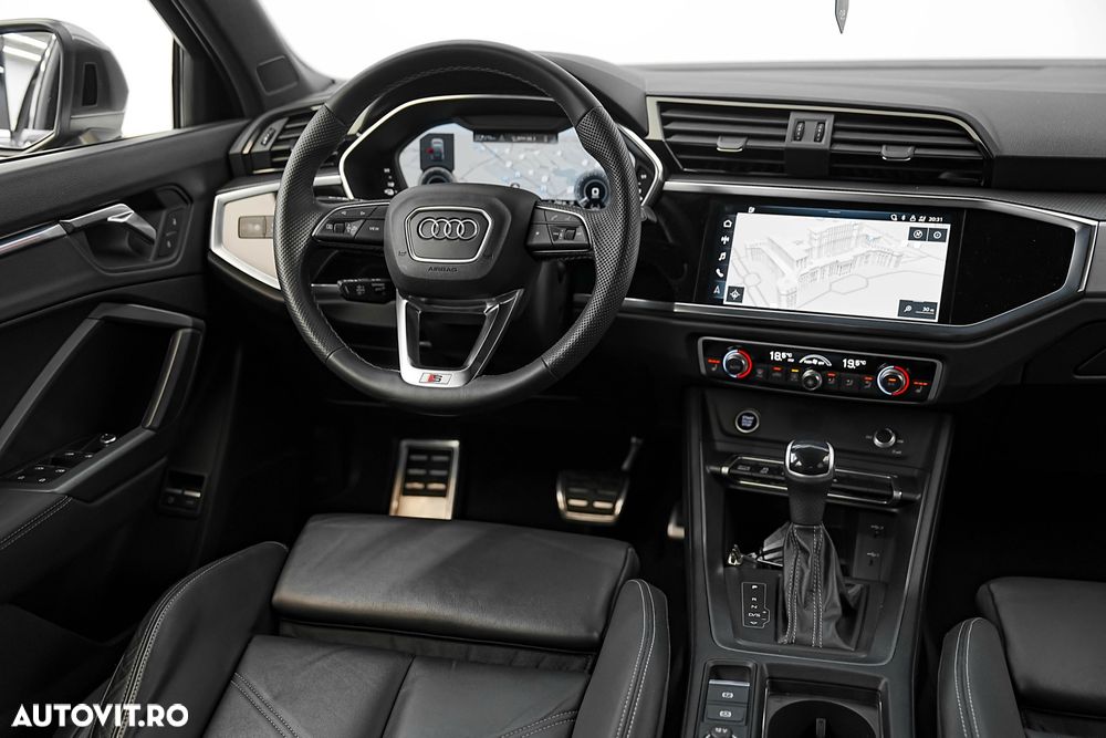 Audi Q3 45 TFSIe S tronic S line - 17
