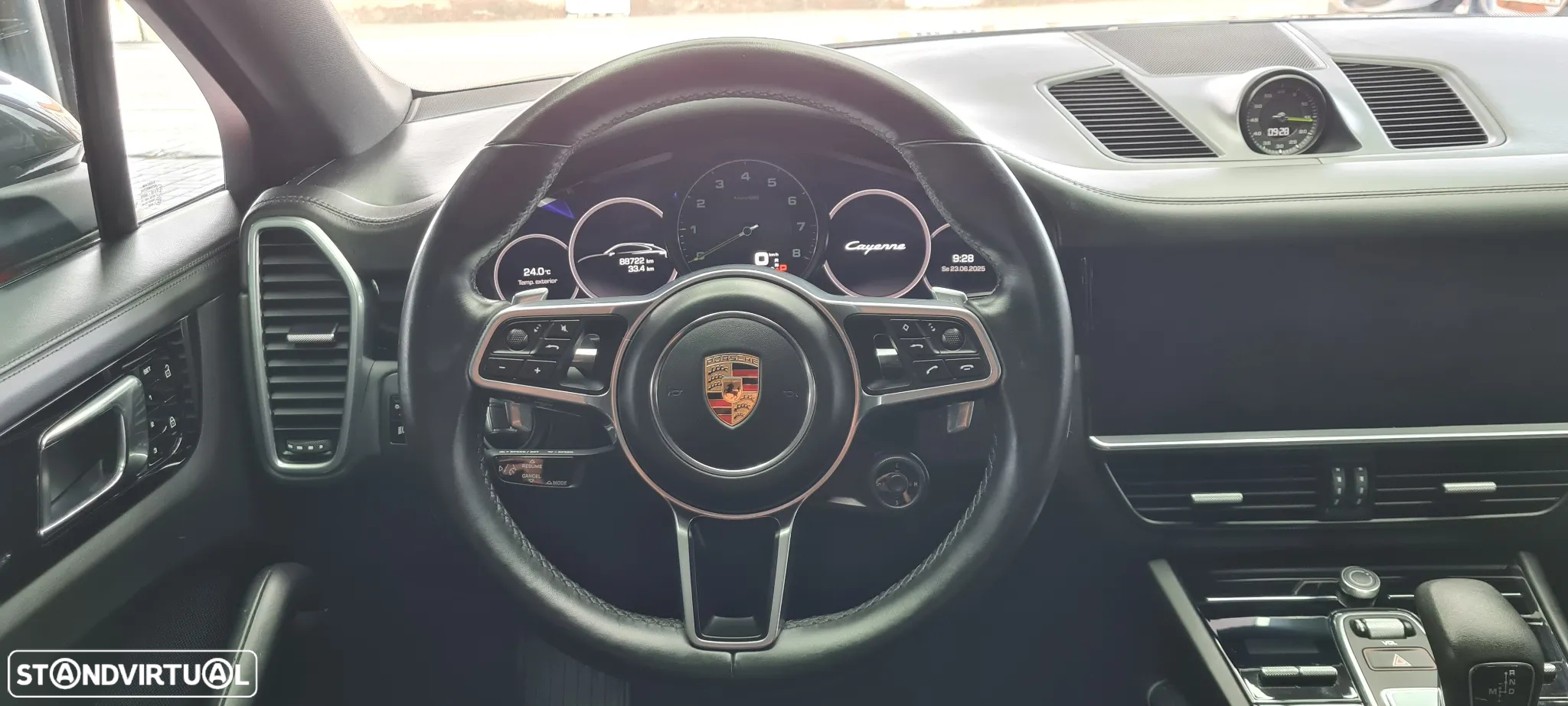 Porsche Cayenne Coupé E-Hybrid - 13