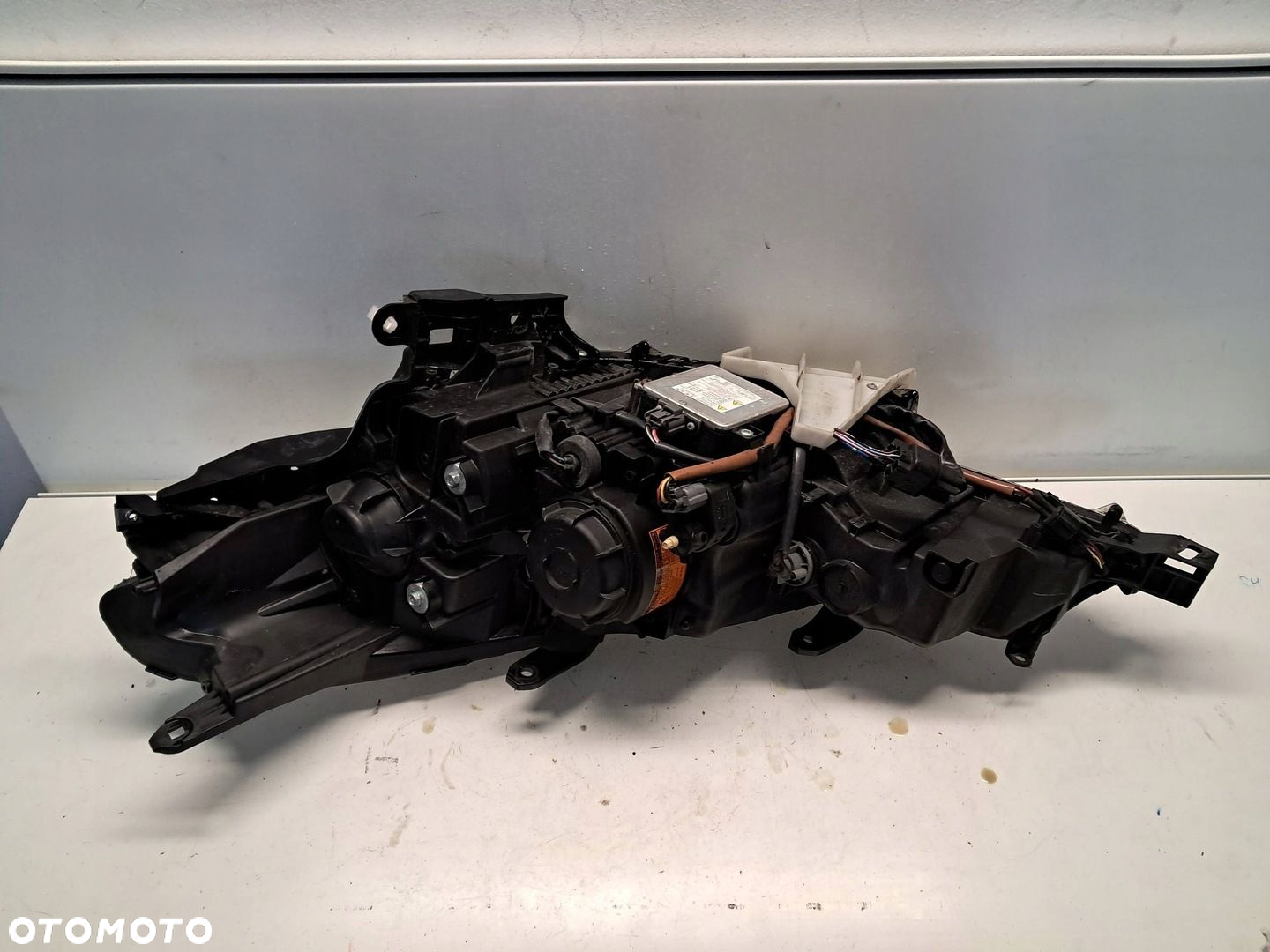 Peugeot 4007 PRAWA Lampa przednia - anglik - 13