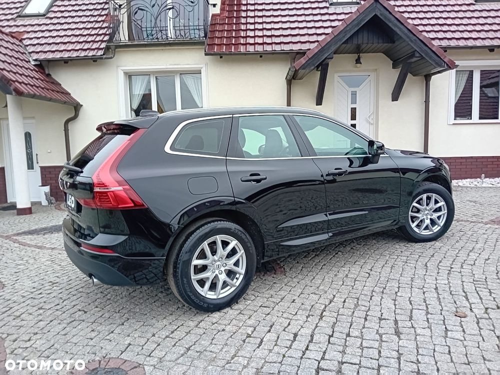 Volvo XC 60 D3 Momentum Pro - 18