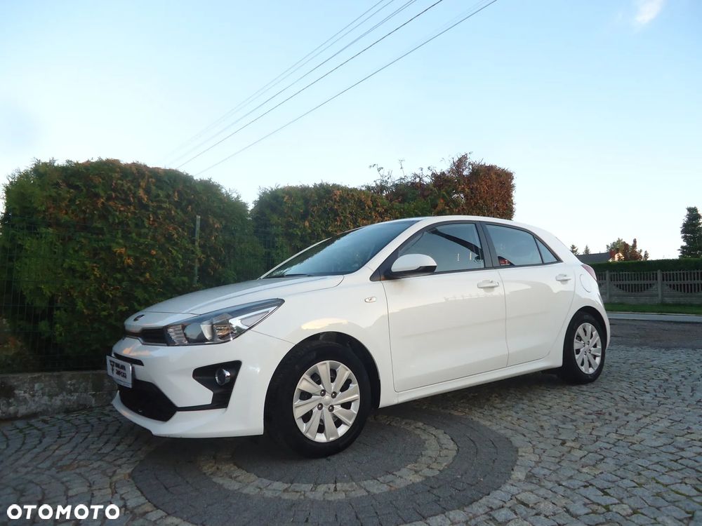 Kia Rio - 3