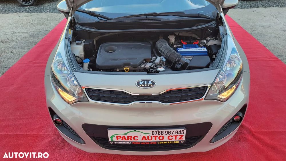 Kia Rio - 10