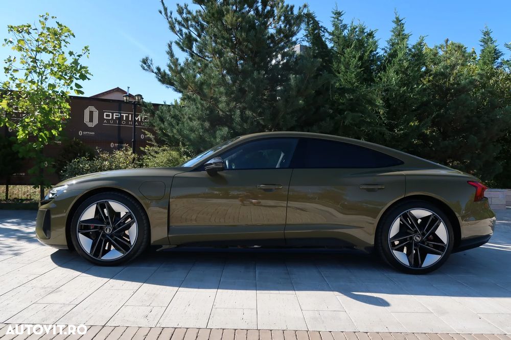 Audi e-tron - 4