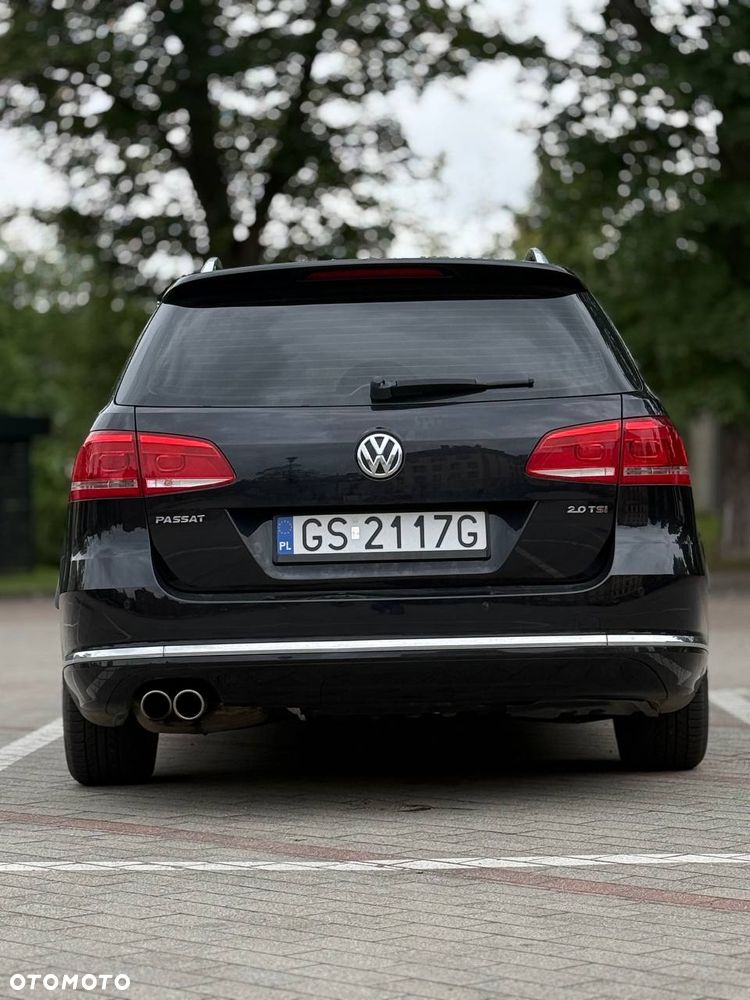 Volkswagen Passat 2.0 TSI Highline DSG - 11
