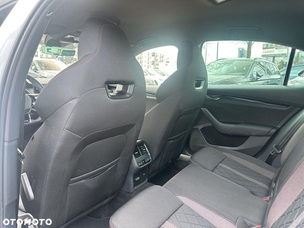 Skoda Octavia 2.0 TSI RS DSG - 35
