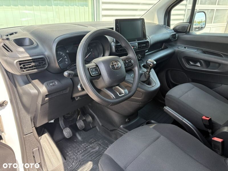 Toyota Proace City D-4D Long 2,3t Active (bryg.) - 9