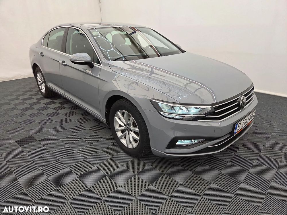Volkswagen Passat 2.0 TDI DSG Comfortline - 4