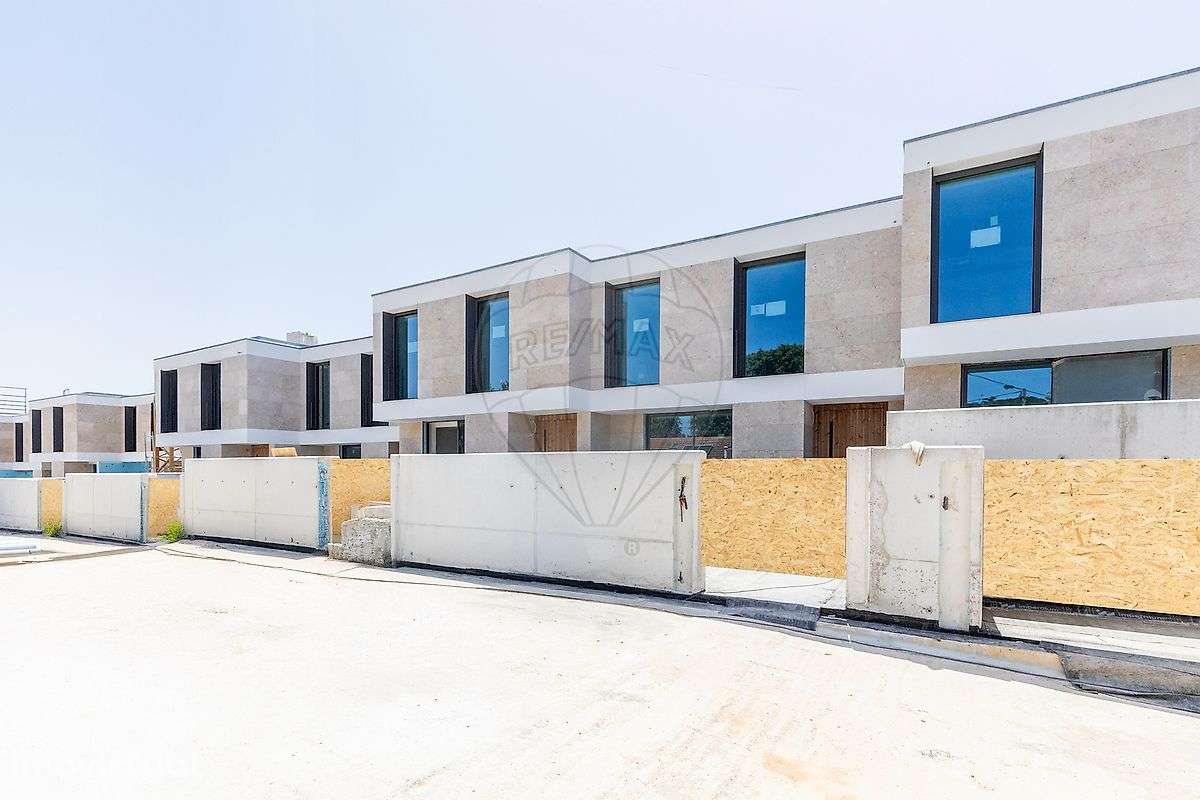 Moradia T3 para venda - Grande imagem: 2/41