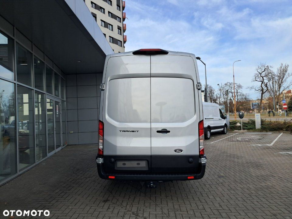 Ford Transit - 6