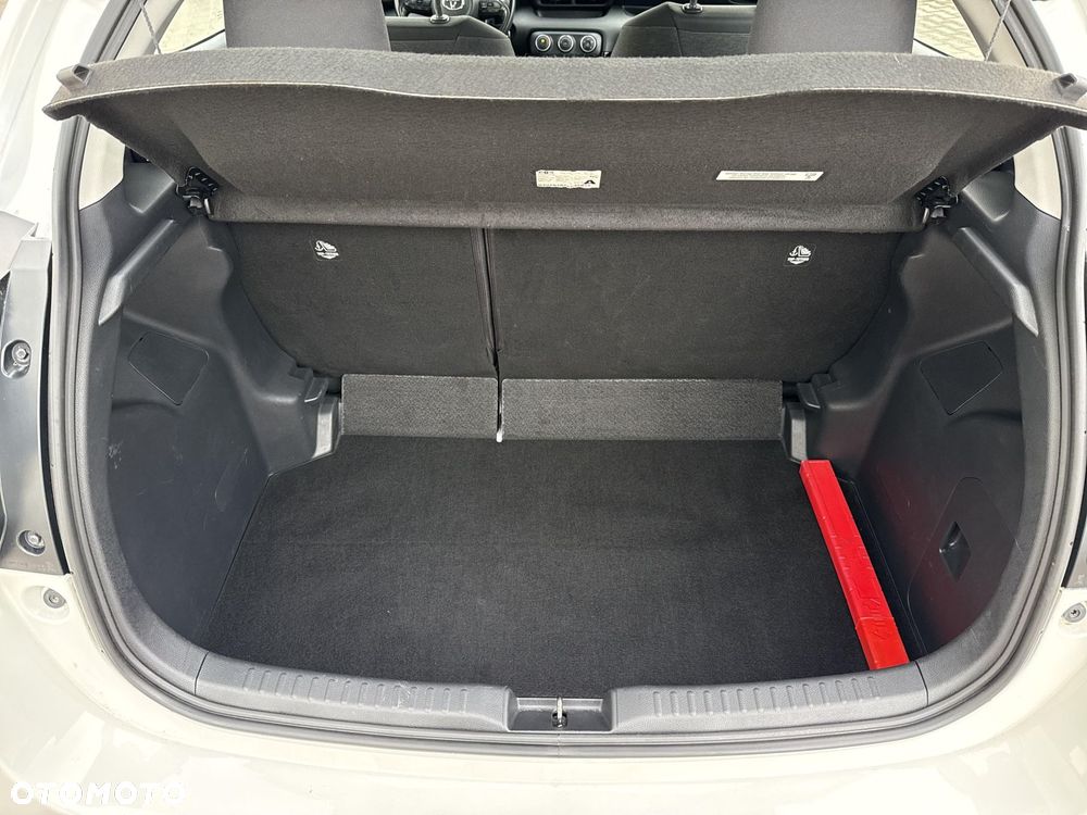 Toyota Yaris 1.0 Comfort - 11