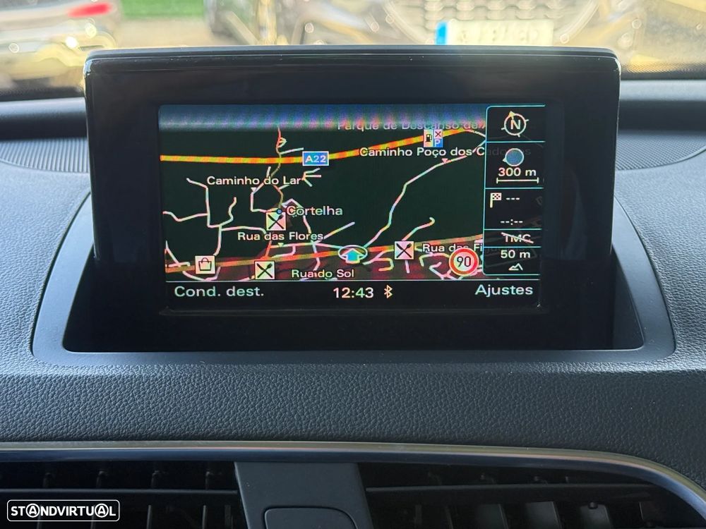 Audi Q3 2.0 TDI quattro S tronic - 32