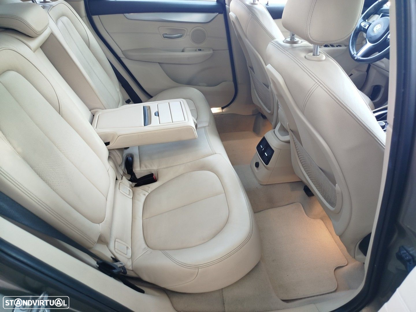 BMW 216 Active Tourer d Line Luxury Auto - 21