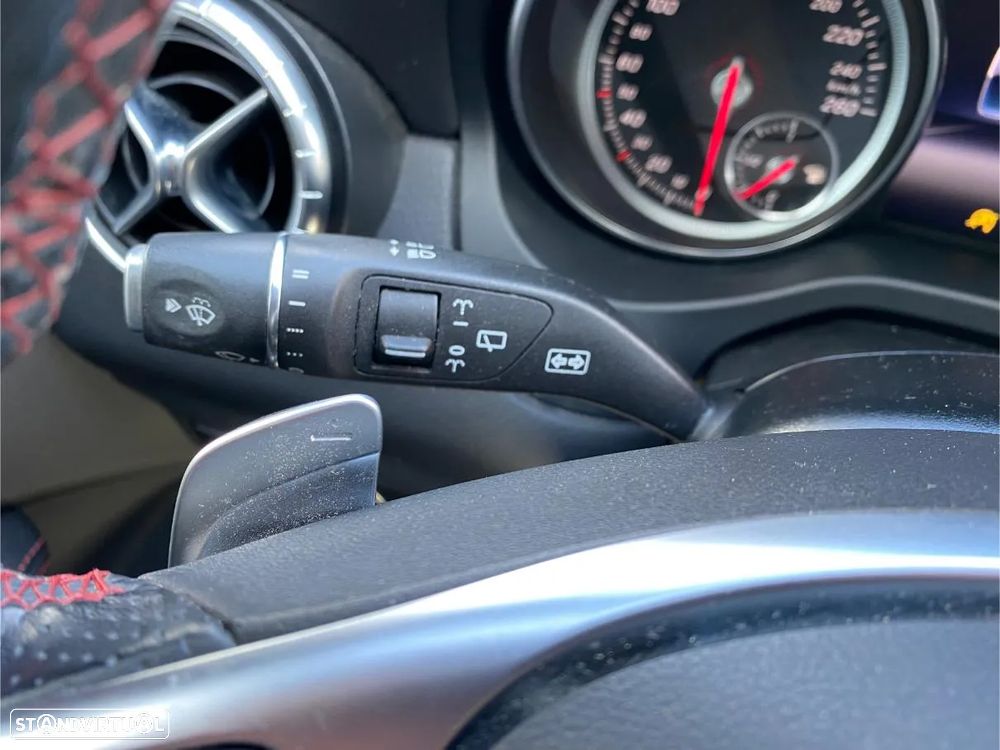 Mercedes-Benz CLA 200 d Shooting Brake AMG Line Aut. - 36