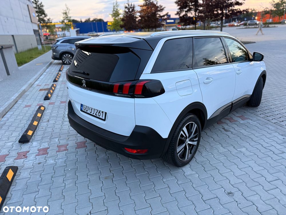 Peugeot 5008 - 15