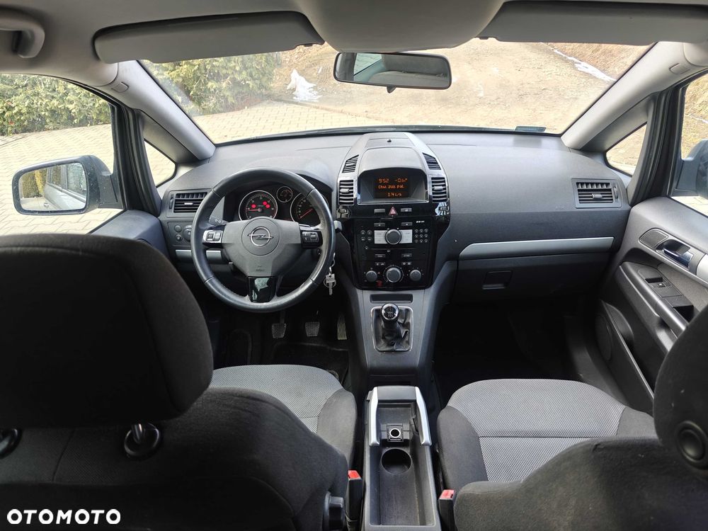 Opel Zafira - 5