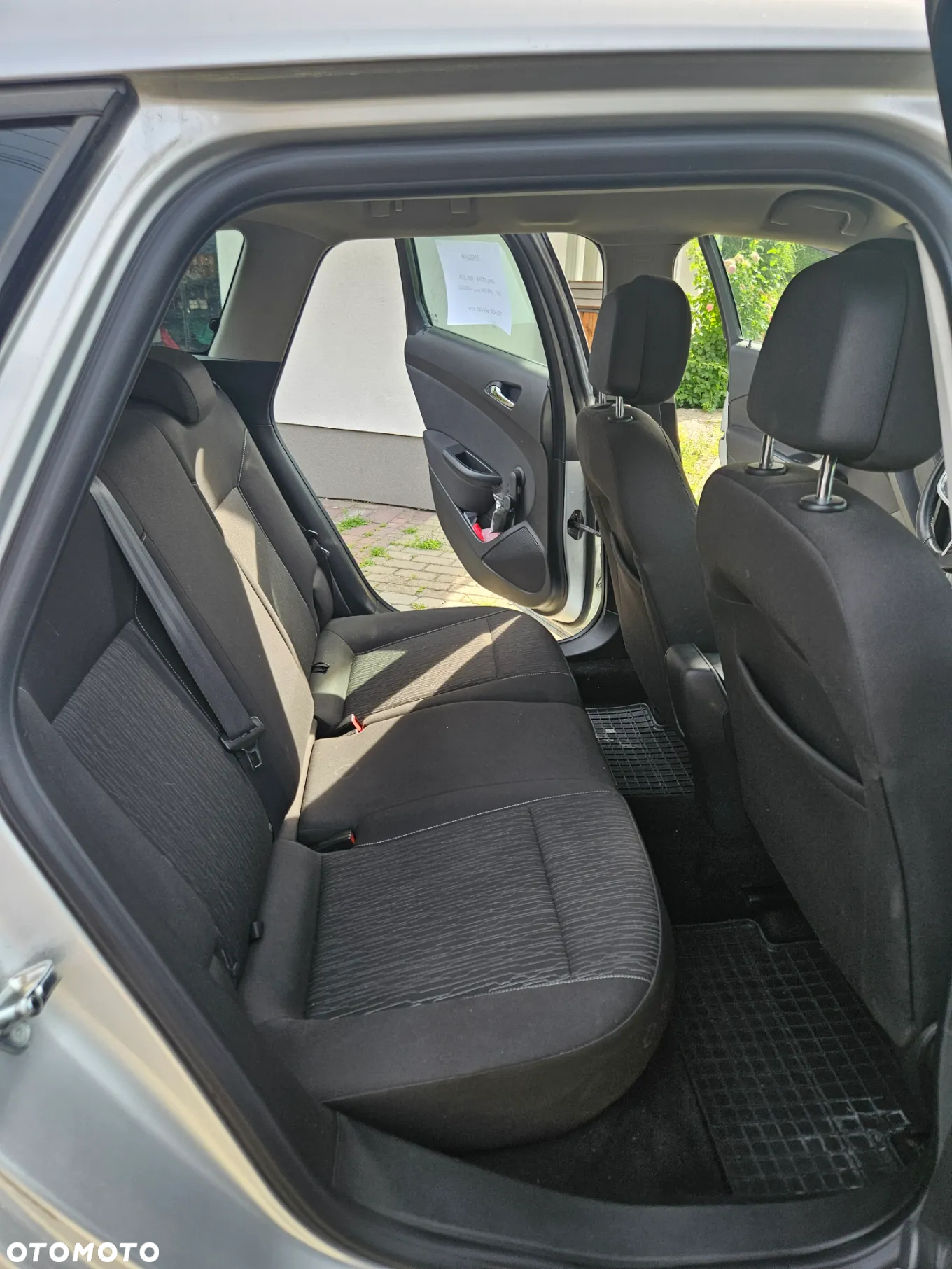 Opel Astra IV 1.6 CDTI Enjoy - 6