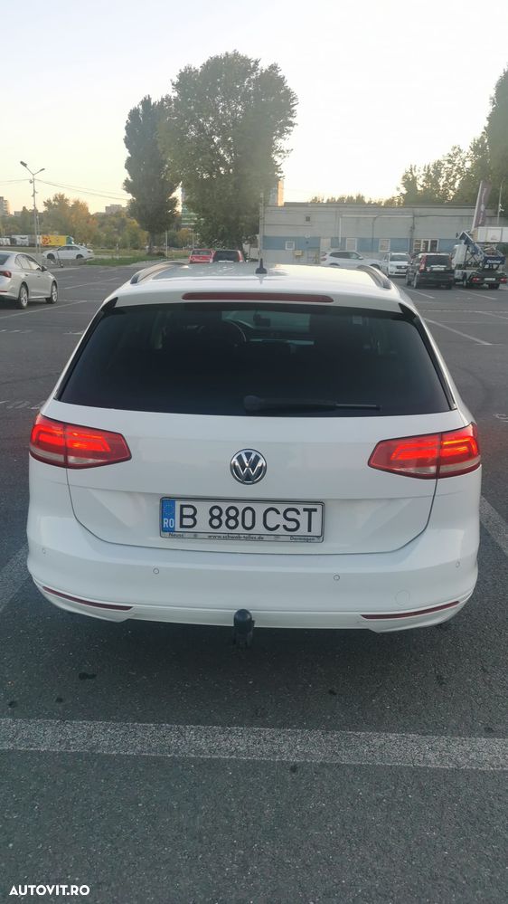 Volkswagen Passat 2.0 TDI DSG (BlueMotion Technology) Trendline - 4