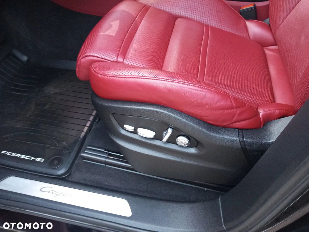 Porsche Cayenne Standard - 9