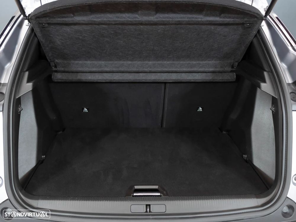 Peugeot 2008 1.2 PureTech Allure - 9