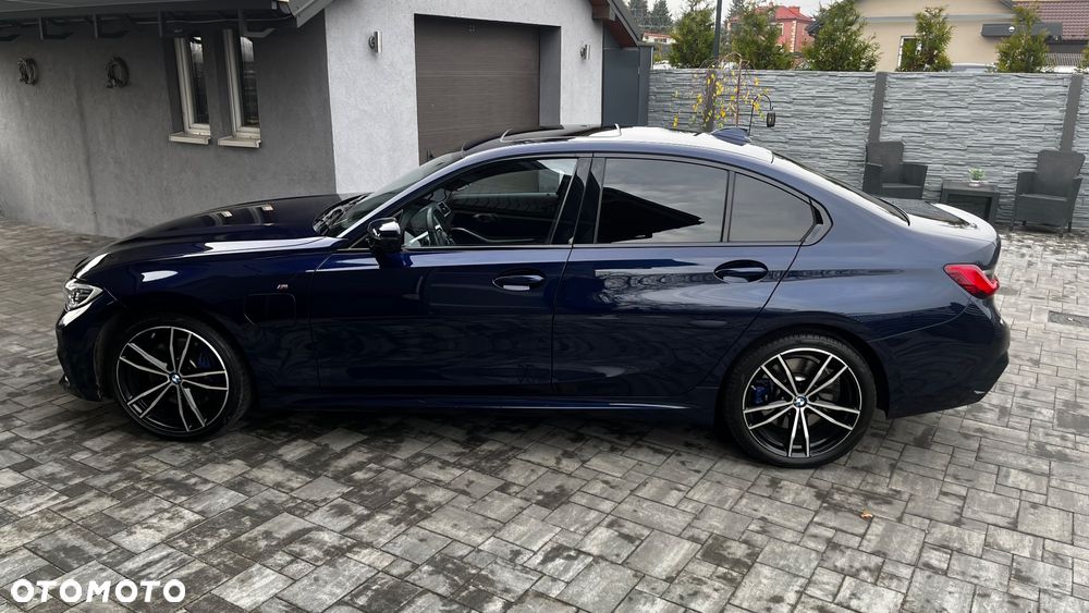 BMW Seria 3 330e PHEV sport - 7