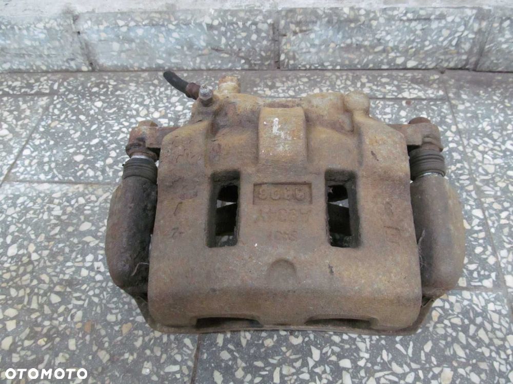 ISUZU N35 N GRAFTER NPR L ZACISK HAMULCOWY PRZOD LEWY 07-18 - 1