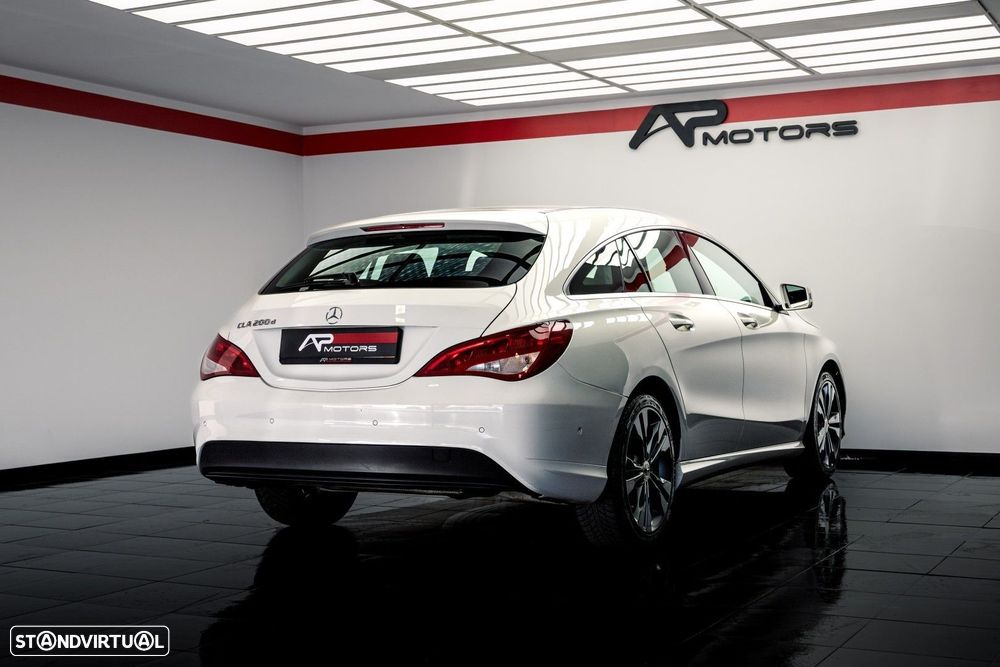 Mercedes-Benz CLA 200 d Shooting Brake Urban Aut. - 9