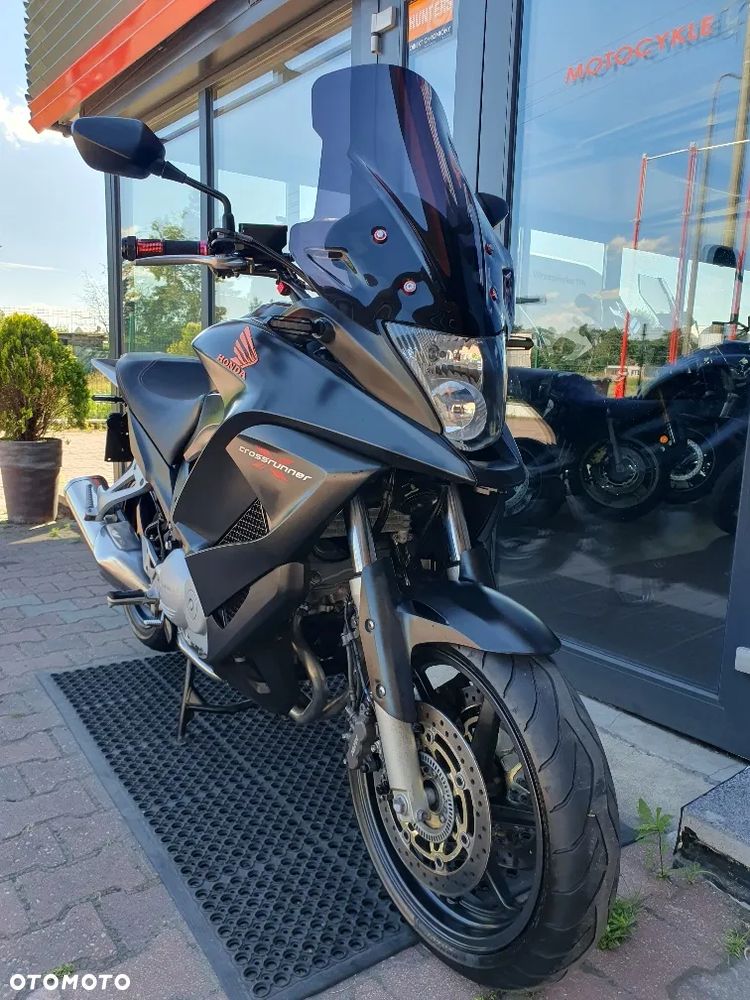 Honda VFR - 2