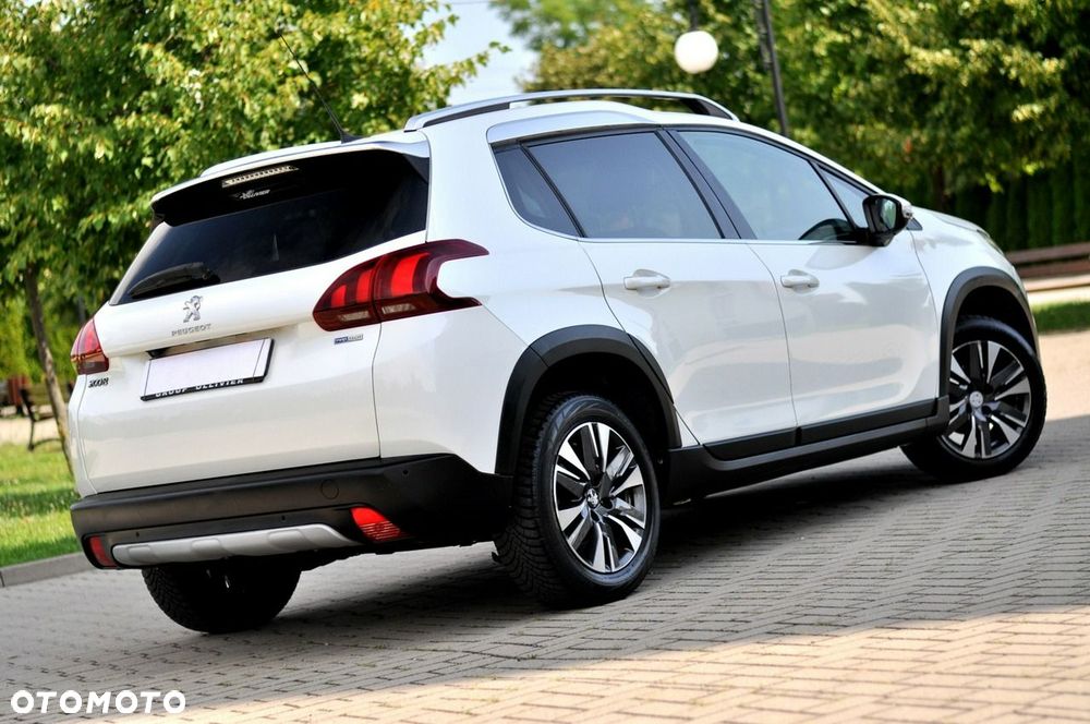 Peugeot 2008 1.2 VTi Allure - 8