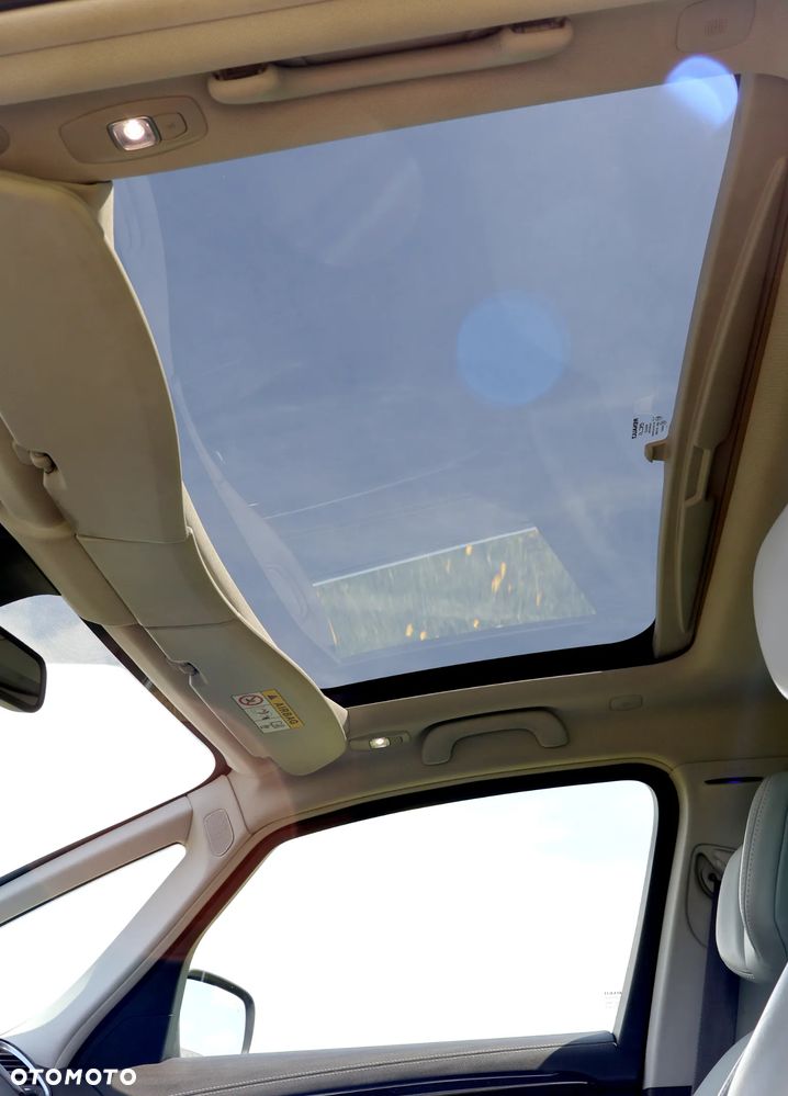 Renault Espace 1.6 dCi Energy Initiale Paris EDC 7os - 19