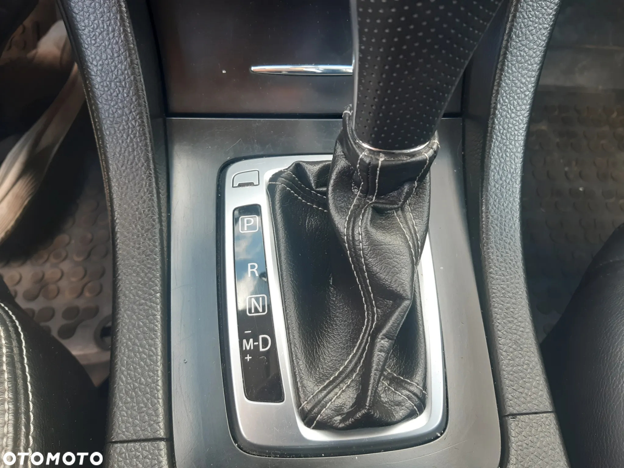 Suzuki Kizashi 2.4 Sport 4WD CVT - 7