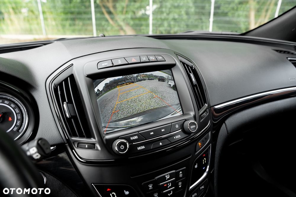 Opel Insignia ver-ct-2-0-cdti-4x4 - 30