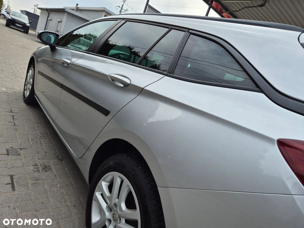 Opel Astra 1.6 D (CDTI) Edition - 24