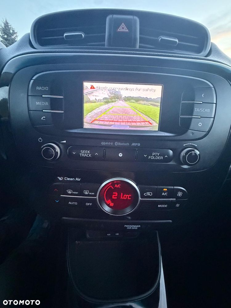 Kia Soul 1.6 CRDI Dream-Team Edition - 18