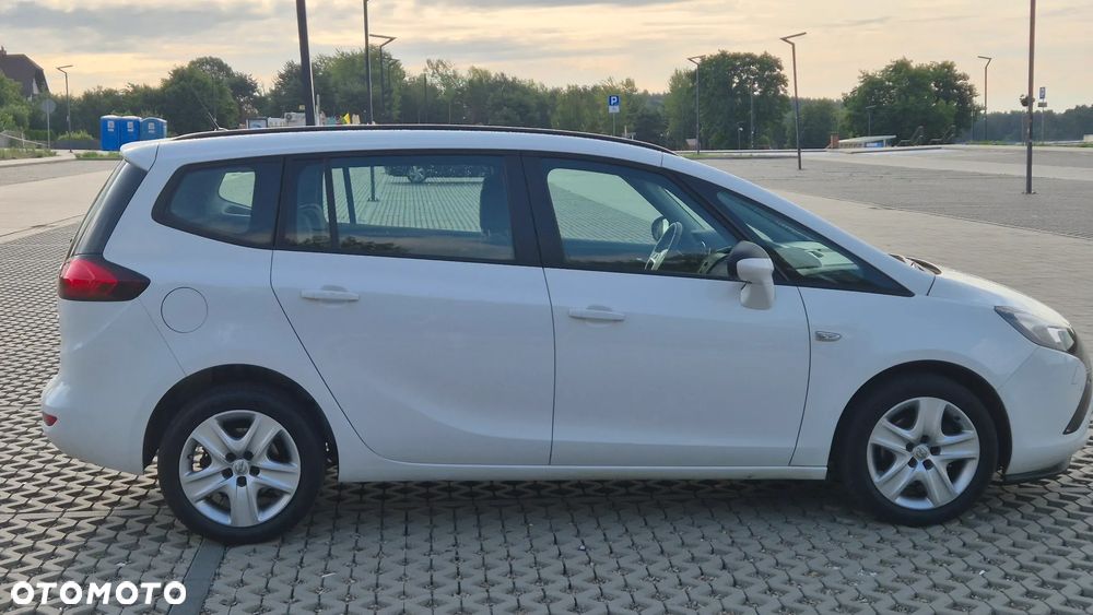 Opel Zafira - 3