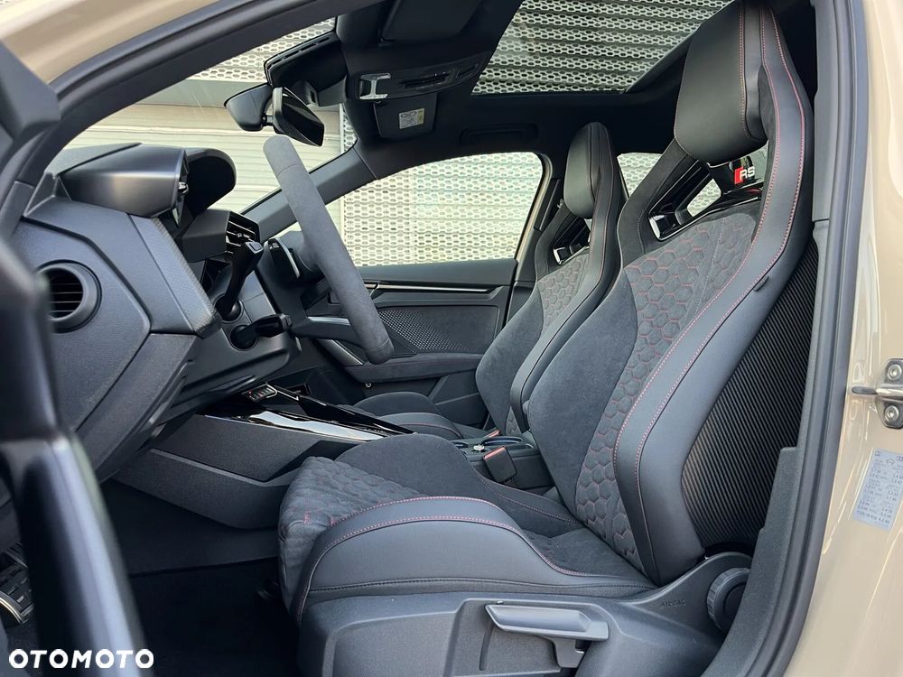 Audi RS3 Sportback TFSI Quattro S tronic - 18