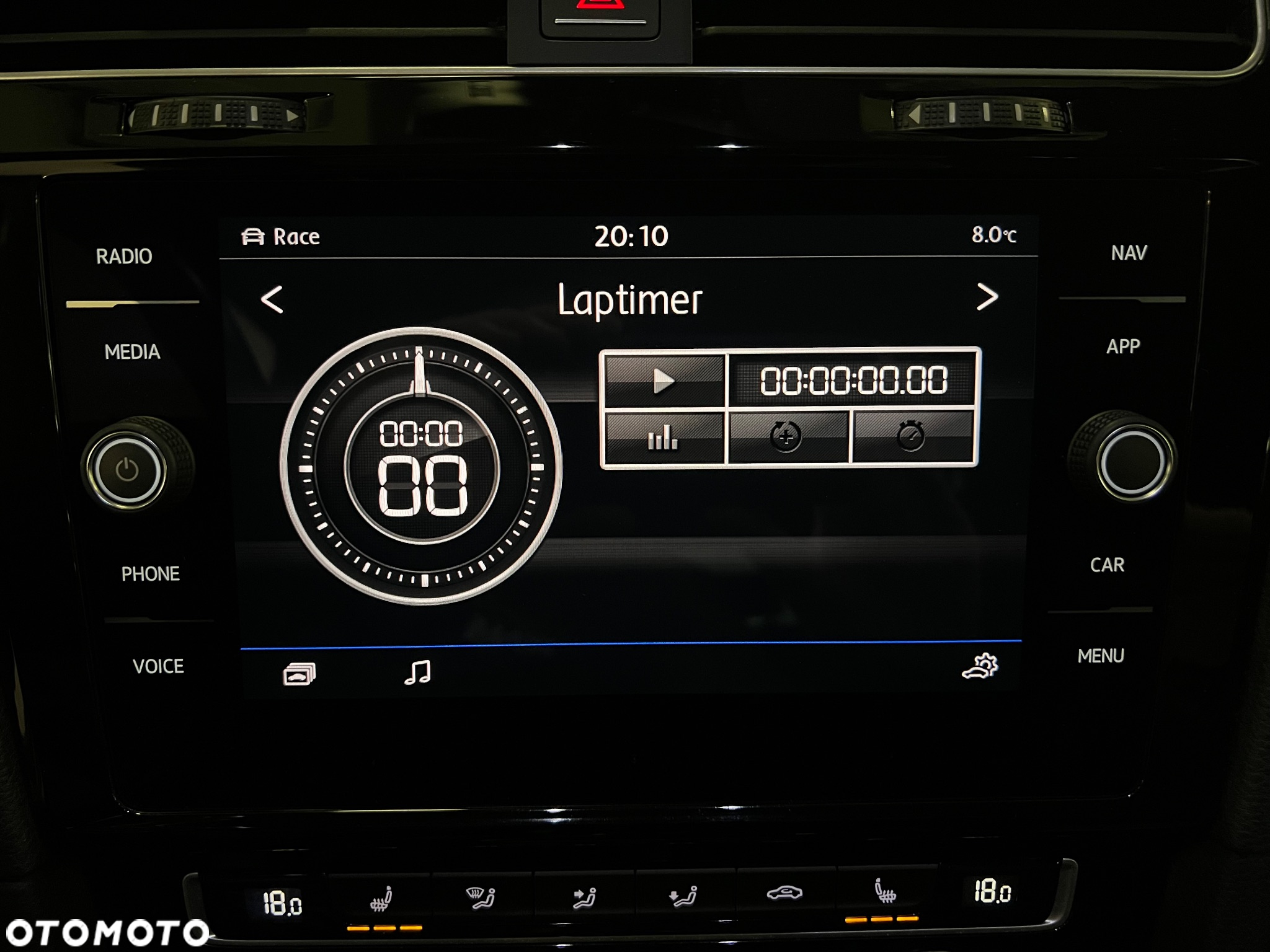 Volkswagen Golf R 4Motion (BlueMotion Technology) - 26