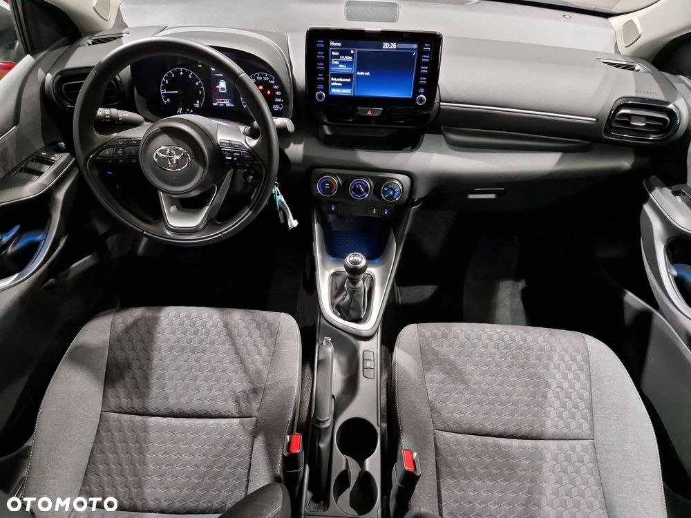 Toyota Yaris - 12