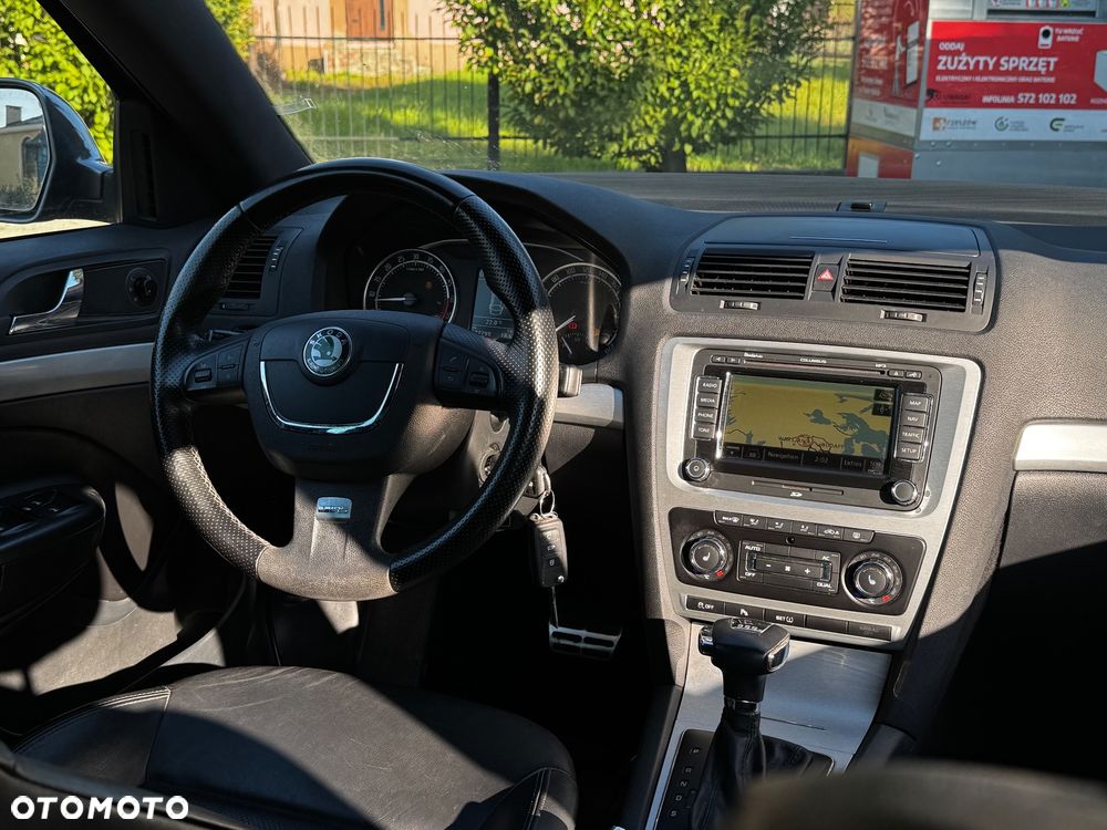 Skoda Octavia 2010 photo 5