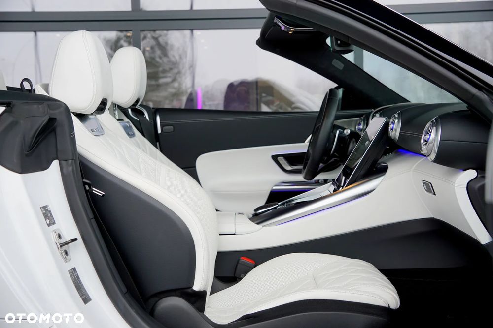 Mercedes-Benz SL 43 SPEEDSHIFT MCT 9G - 24