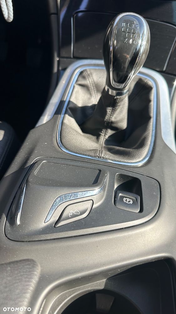 Opel Insignia - 19